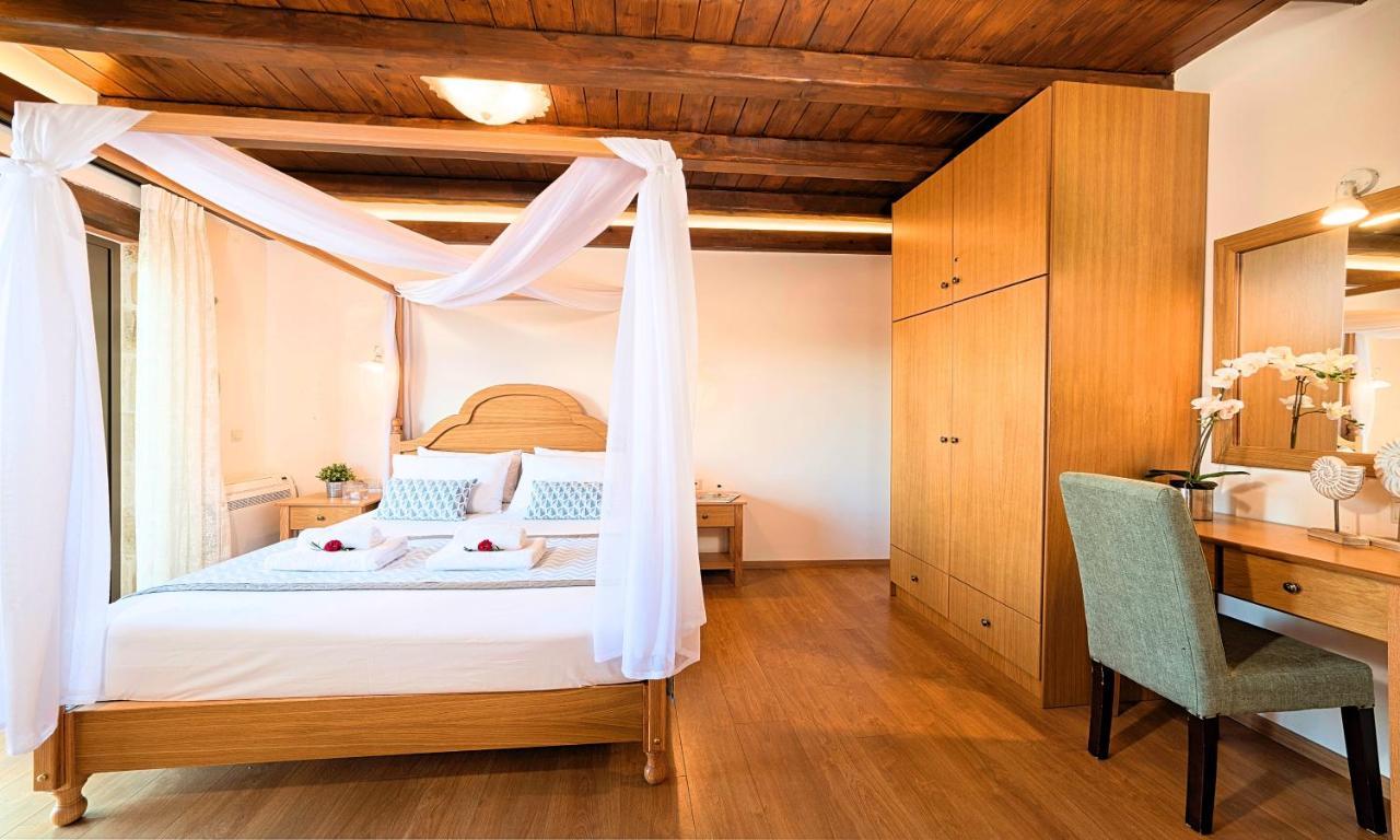 Steve Kois Villa Heated Pool Hriszí Aktí Haniá Kültér fotó